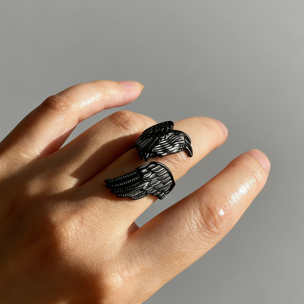Black Crow Wing Ring for Women Love and Deepspace Cosplay Crow Ring Gothic Guardian Wing Raven Rings
